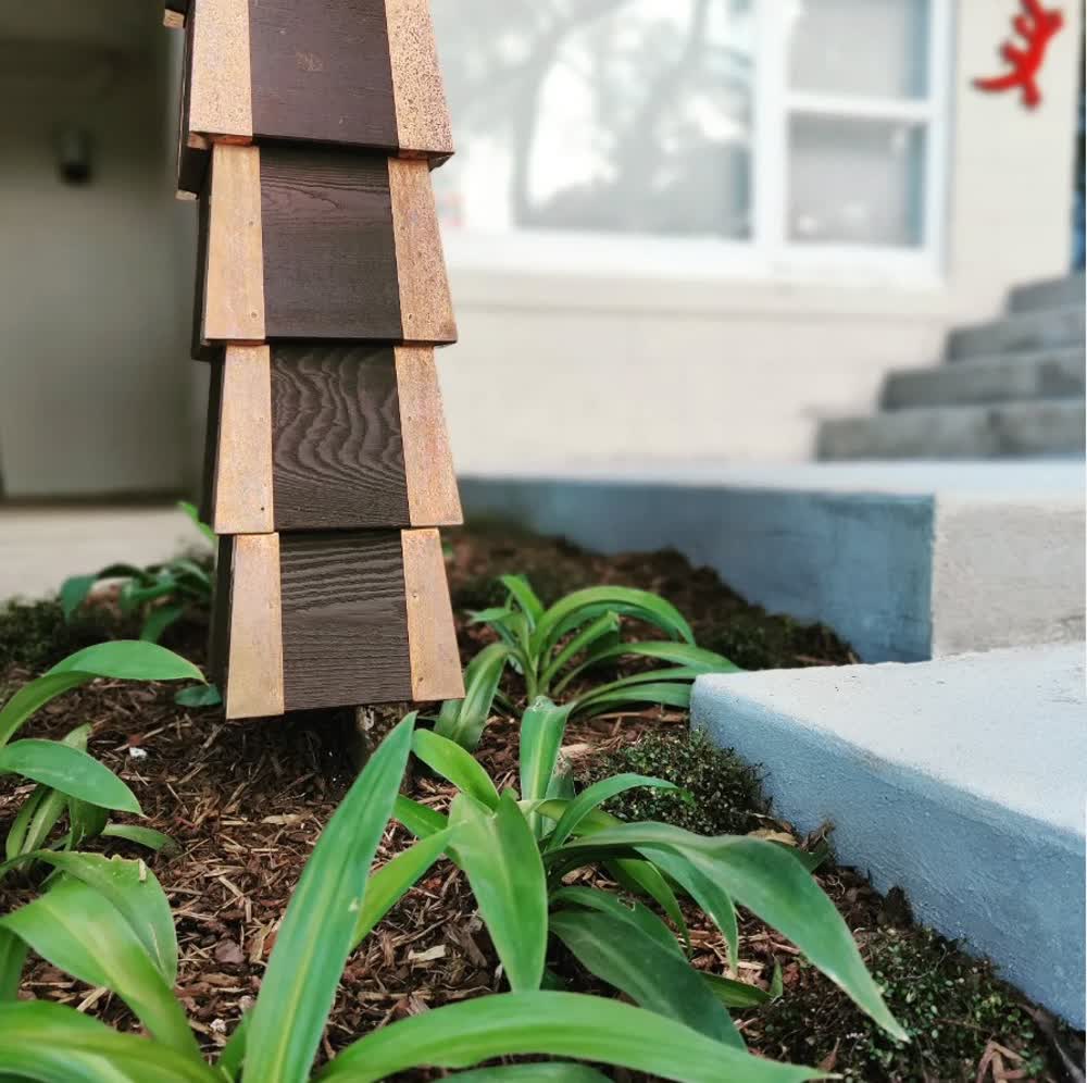 Close-up of wooden porch pillar